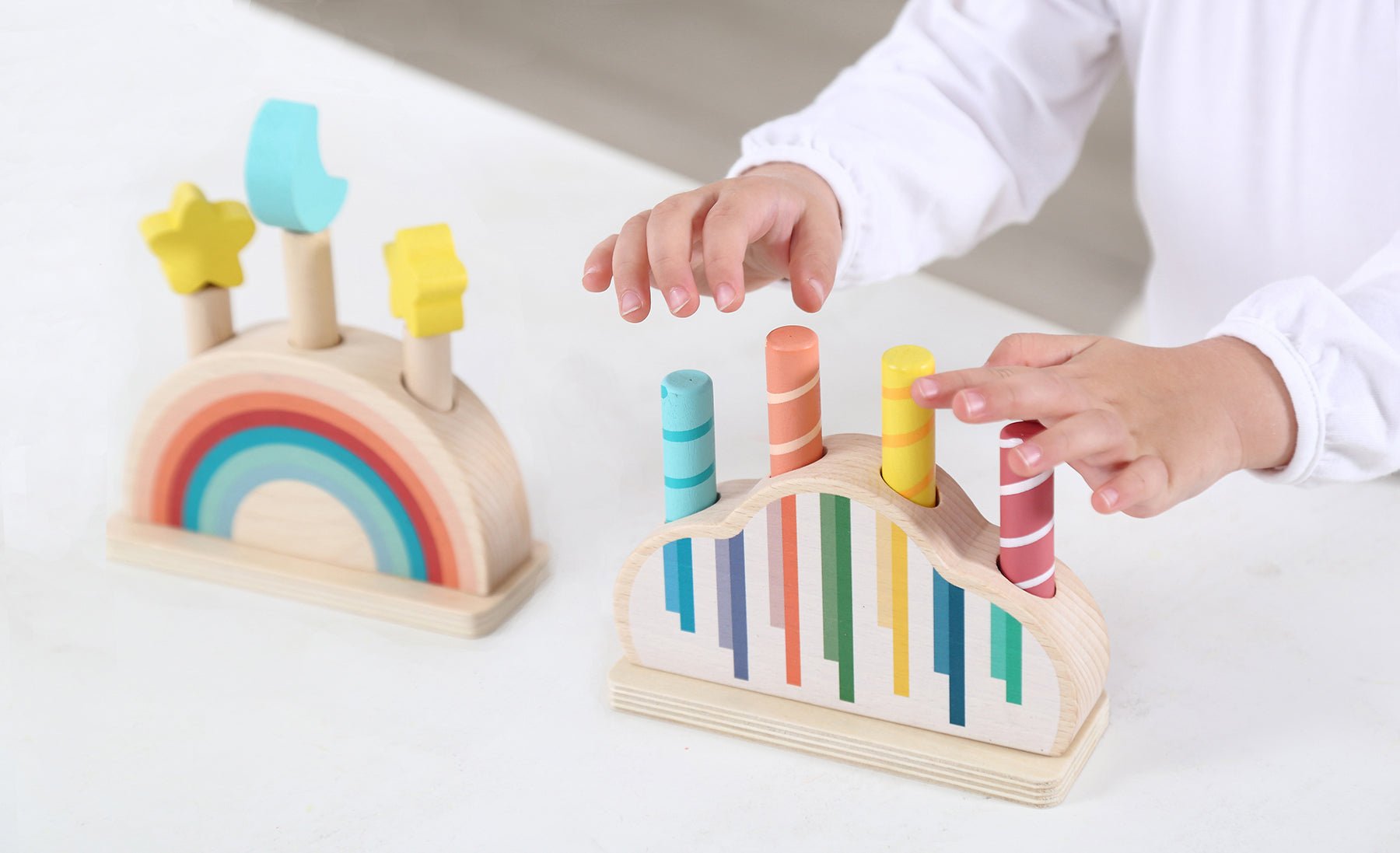 CALM & BREEZY POP UP TOY RAINBOW - Bamboo Sprout