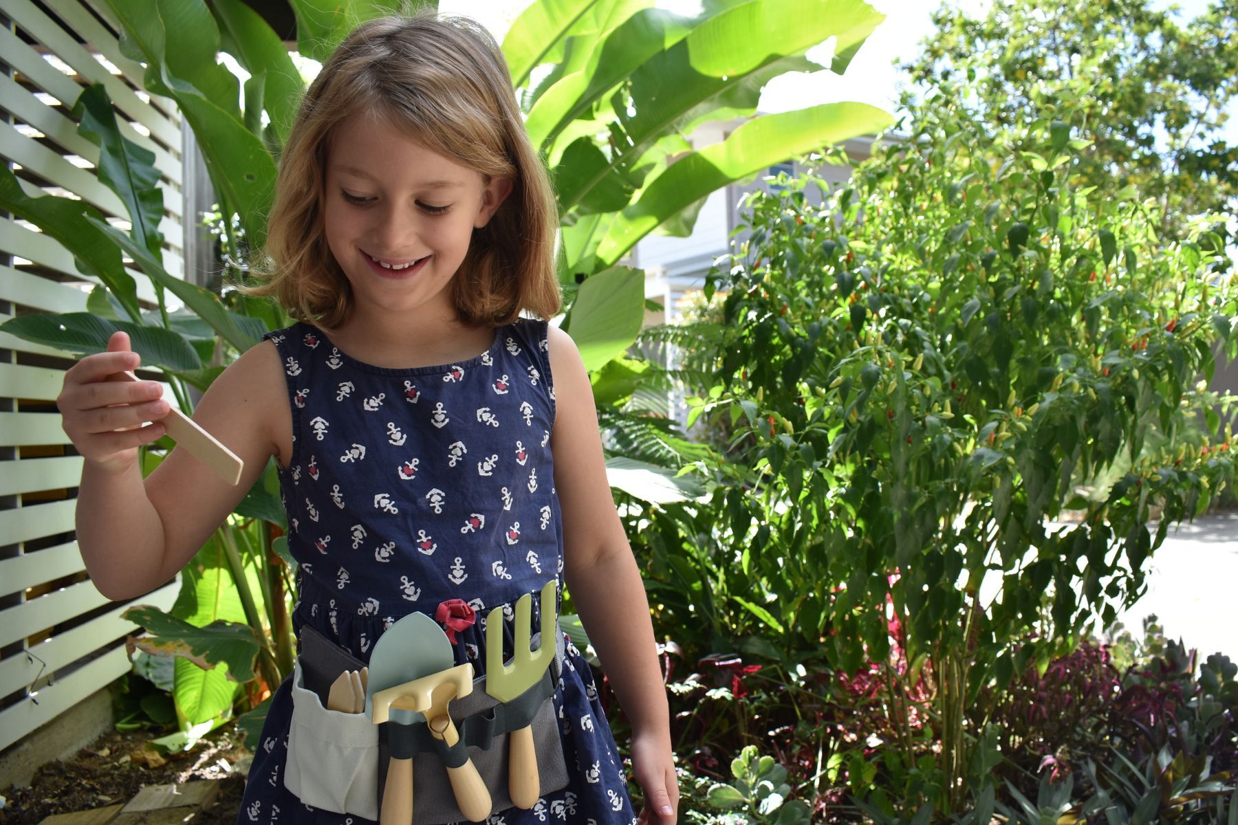 GARDEN BELT WITH TOOLS & NAME TAG - Bamboo Sprout