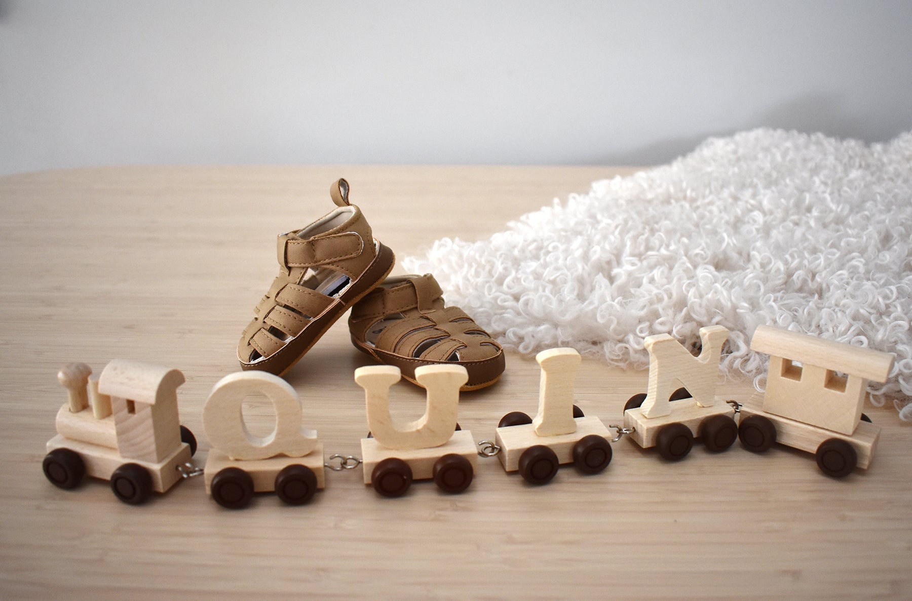 ALPHABET TRAIN - CARRIAGE LETTER Q - Bamboo Sprout