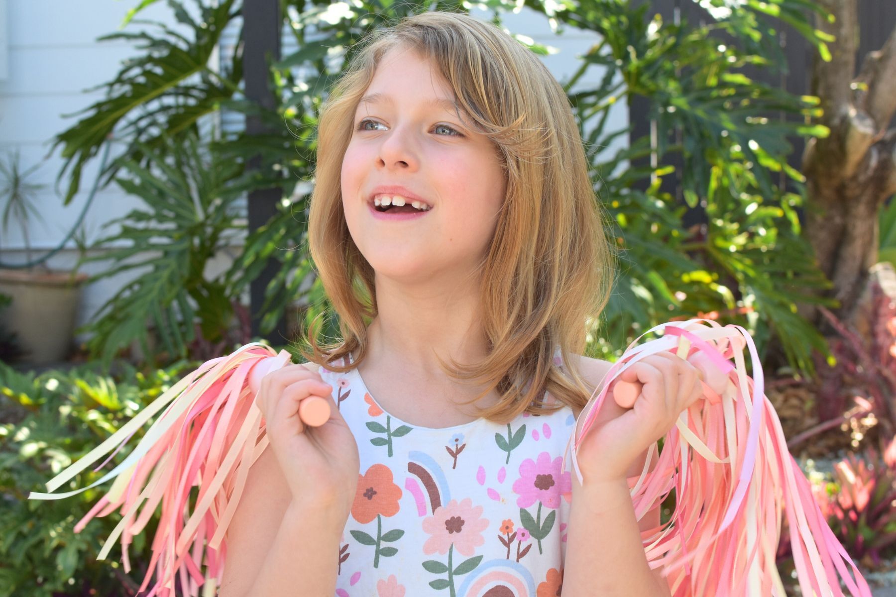 WOODEN CHEER POM POMS 2 PAIRS - Bamboo Sprout