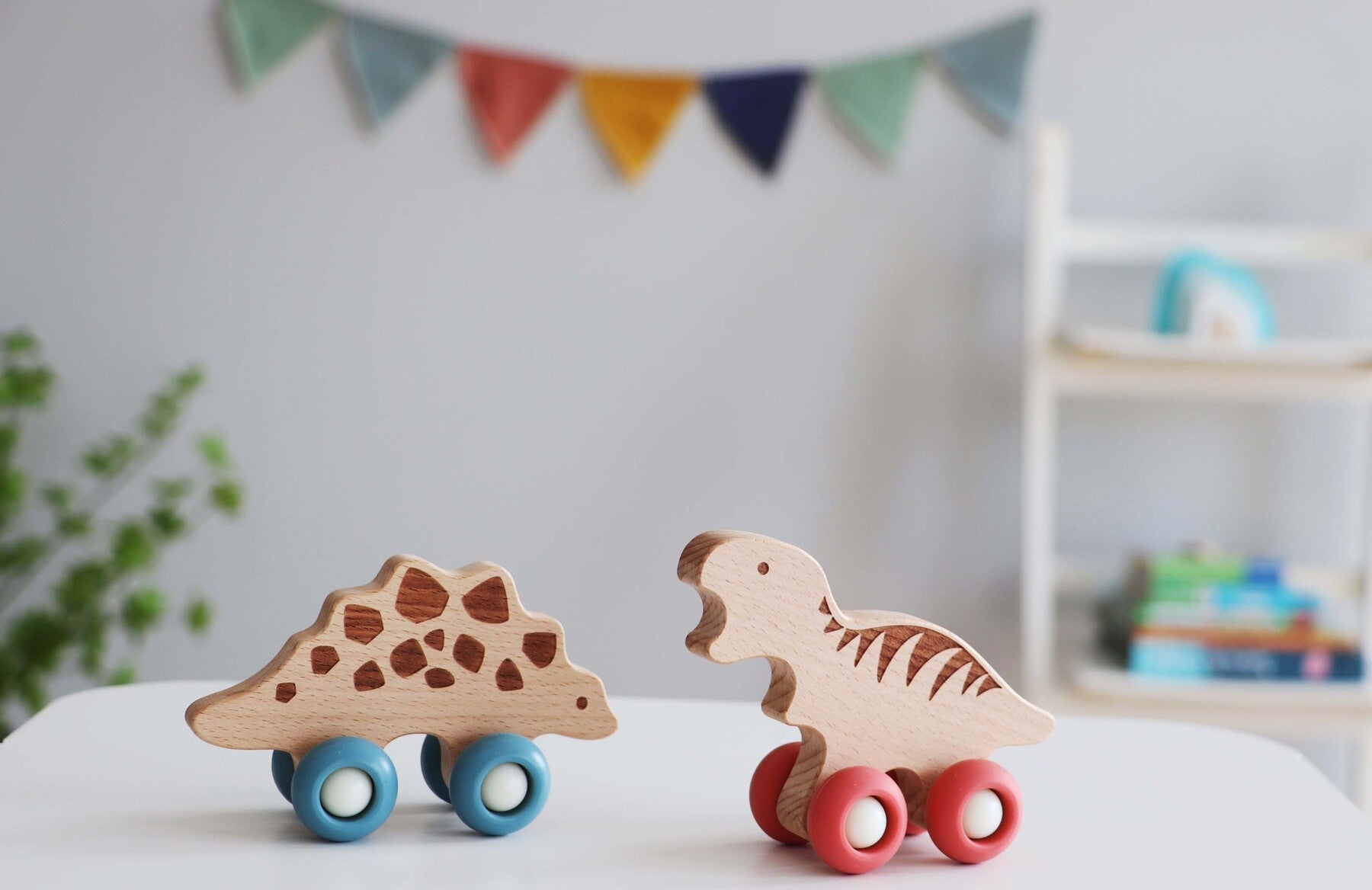 ECOWHEELS DINOSAUR MOVERS TYRANNOSAURUS & STEGOSAURUS - Bamboo Sprout