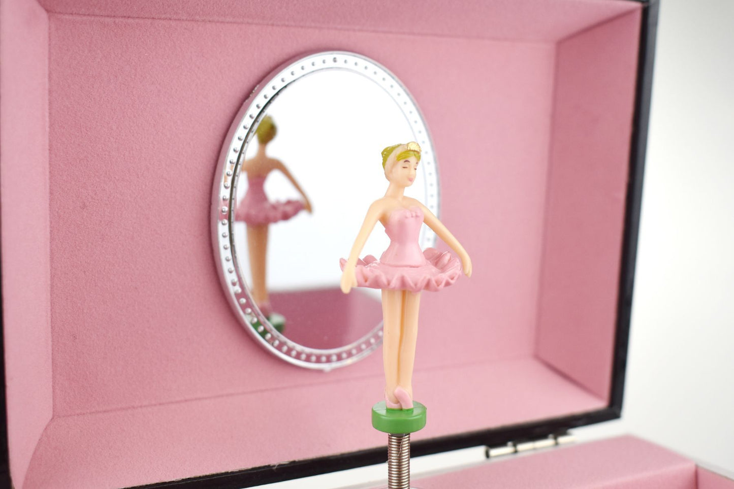 ODILE BALLERINA KEEPSAKE MUSIC BOX - Bamboo Sprout