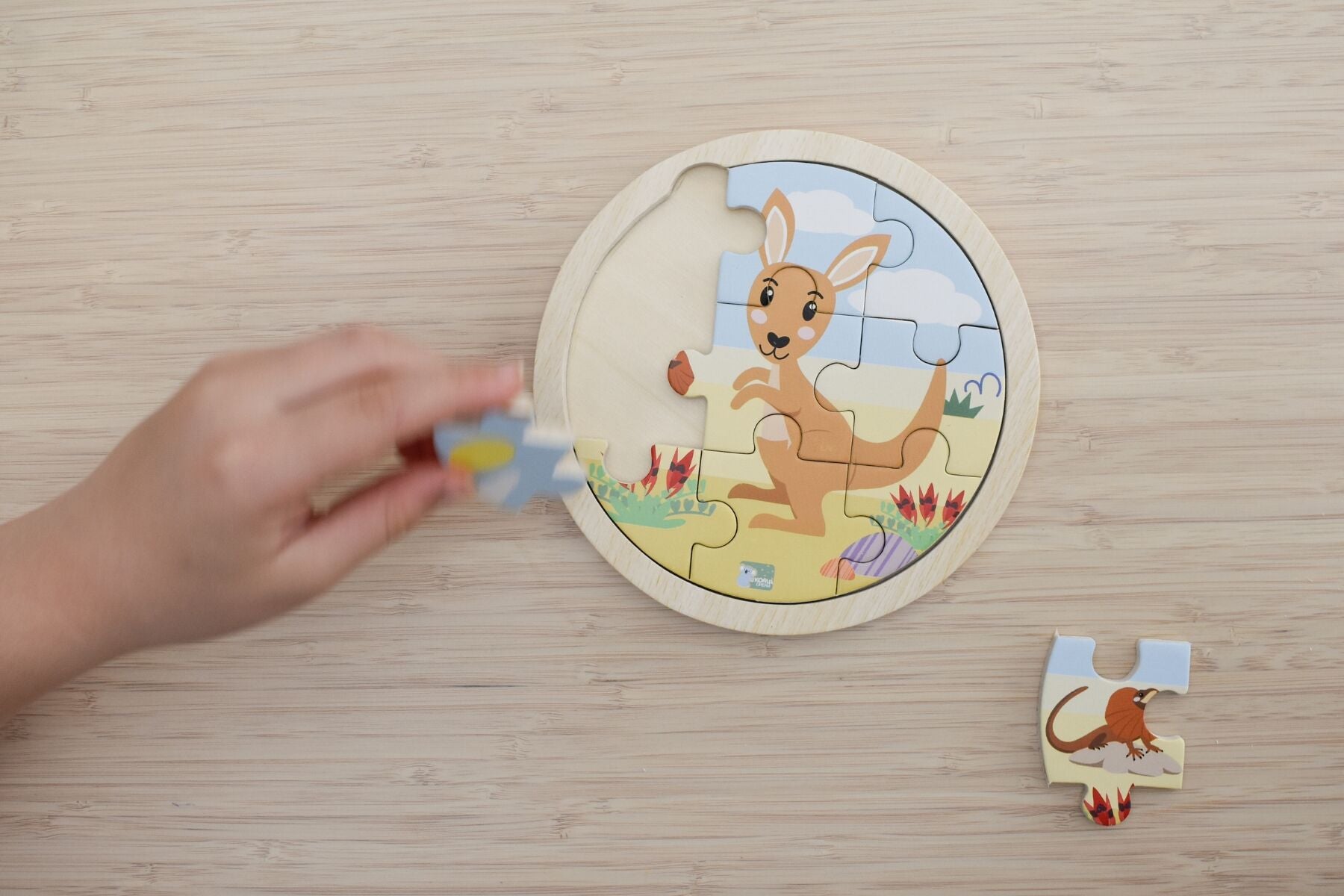 WOODEN 9PCS JIGSAW PUZZLE KANGAROO - Bamboo Sprout