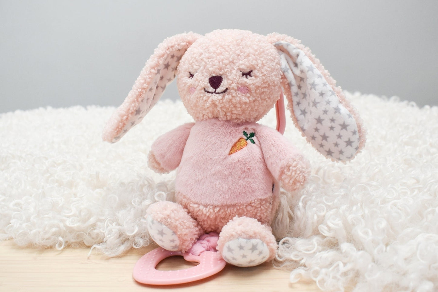 SNUGGLE BUDDY BERRY BUNNY JIGGLER - Bamboo Sprout