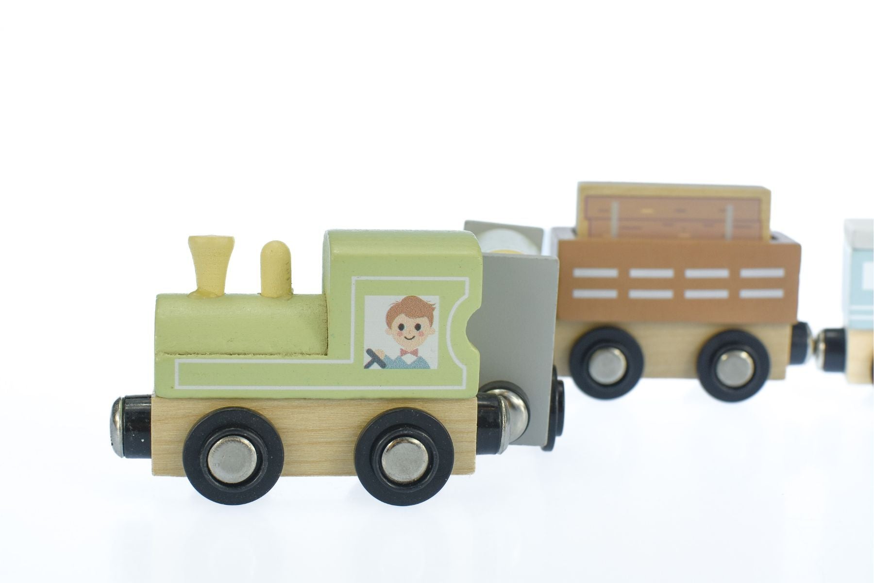 MY FOREST FRIENDS WOODEN TRAIN & CARRIAGE SET - Bamboo Sprout
